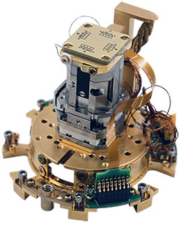 Wired Sample Mount on Thermal Link plate